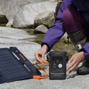 Aufladestation Jackery Explorer 300D
