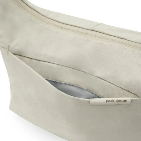 Umhängetasche Peak Design City Crescent 6L