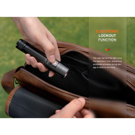 Aufladbare Taschenlampe Fenix E28R V2.0