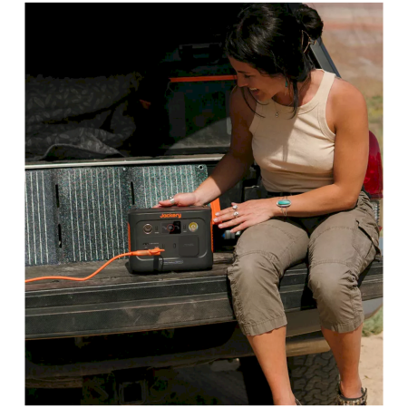 Solar-Set Jackery Explorer 300 Plus + SolarSaga 40W Mini