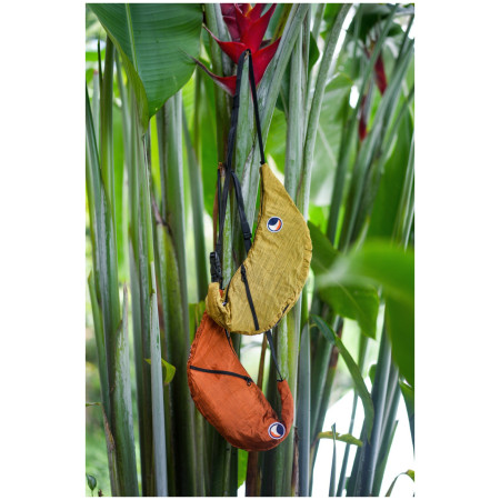 Hüfttasche Ticket to the Moon Upcycled Sling Bag Premium