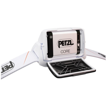 Stirnlampe Petzl Tikka Core (2025)